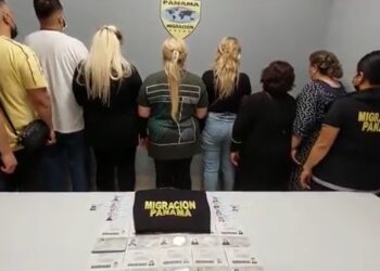Detuvieron en Panamá a 10 iraníes provenientes de Venezuela con documentación falsa