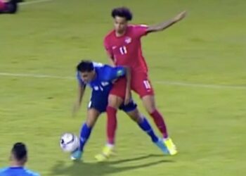 El DT de la selección salvadoreña Hugo Pérez arremete contra el arbitraje frente a Canadá