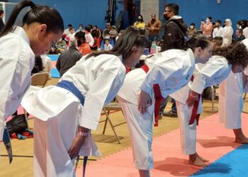Karatecas salvadoreños ganan medallas en la Copa Samurái realiza en Houston, Texas