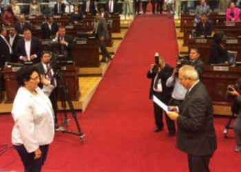 Ernesto Castro revela corrupción de anteriores presidentes de la Asamblea Legislativa