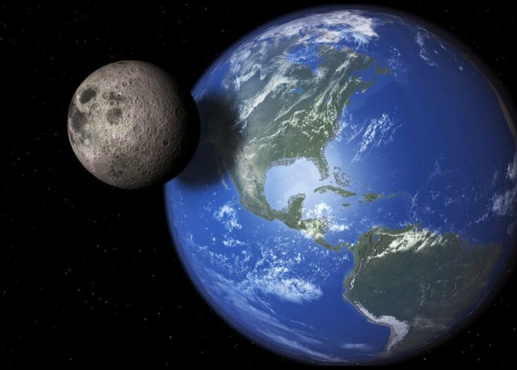 ¿Podría la Luna salirse de su órbita como anticipa la nueva película Moonfall?
