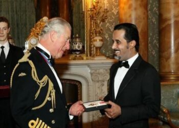 Reino Unido: La Policía investiga si el príncipe Carlos ofrecía títulos a cambio de dinero