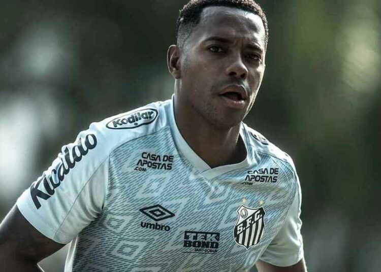 La Justicia de Italia pidió la extradición de Robinho y presentó una orden de captura por el caso de violación