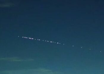 Astrónomos se quejan de que los satélites Starlink de Space X dificultan la observación de los asteroides cercanos