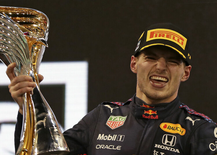 Escándalo en la Fórmula 1: difunden audio donde supuestamente Red Bull le dio órdenes al director de la carrera para que Verstappen ganara el título