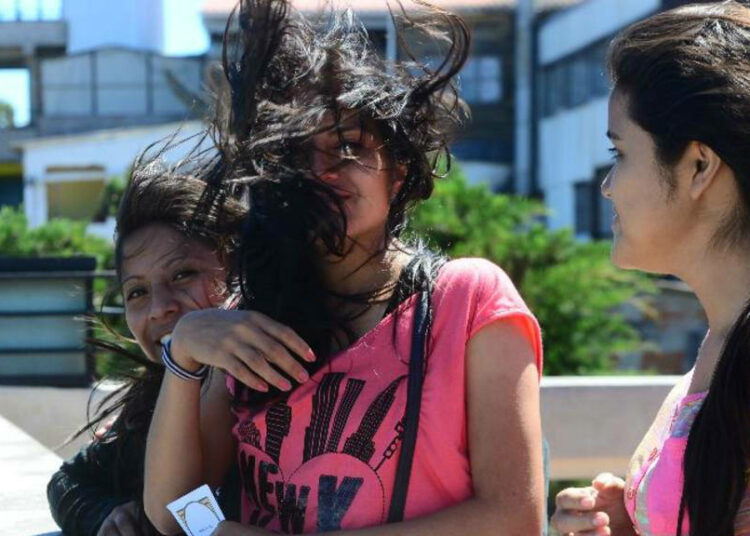 Ministerio de Medio Ambiente pronostica el ingreso de Vientos Nortes para mañana viernes