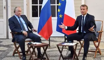 Macron llama a Putin a encontrar una solución que evite una guerra