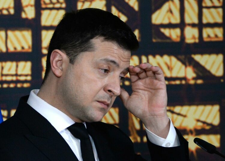 Vladimir Zelenski: «Nos hemos quedado solos. No veo quién esté listo para luchar con nosotros»