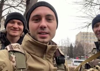 Una banda de rock que ahora lucha contra la invasión rusa le pidió a Ed Sheeran actuar desde Kiev en el “Concierto por Ucrania”