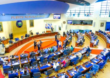 Asamblea ratifica convenio para el impulso de talento salvadoreño en Iberoamérica