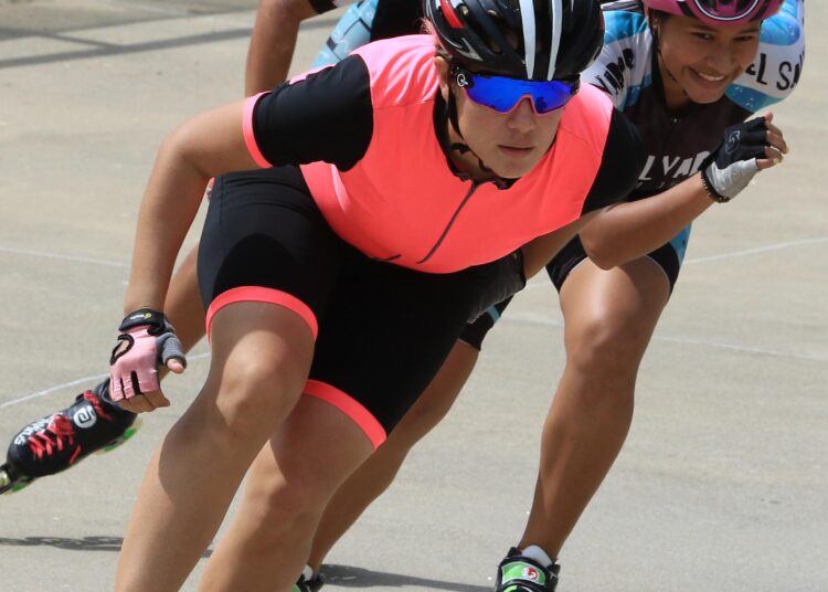 Gran regreso de Diana Platero al patinaje al ganar el campeonato nacional de carrera de patinaje