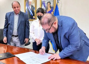 Gobierno salvadoreño firma convenio de cooperación para impulsar desarrollo de la industria cinematográfica