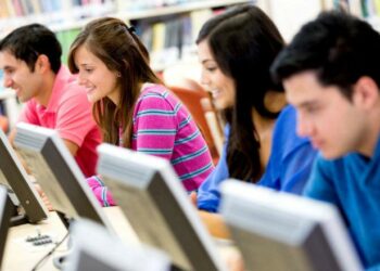 Gobierno promueve especialización de alta formación académica de salvadoreños con becas en el exterior