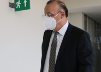 Instalan Vista Pública contra exmagistrado Escalante acusado de agredir a una niña de 10 años