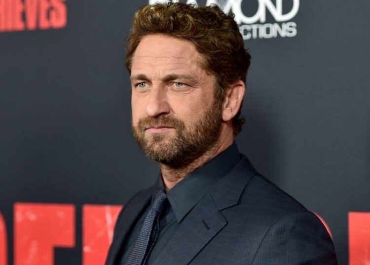 Gerard Butler, actor de «300», confiesa haber tenido relaciones con hombres: «Pero no soy gay»