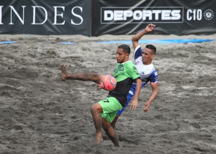 Lluvia de goles en el inicio de la Liga de Fútbol Playa masculino