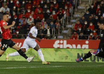 El Real Madrid golea al Mallorca en la segunda parte y abre brecha en el liderato de La Liga