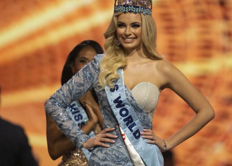 Miss Mundo 2021: Karolina Bielawska, representante de Polonia, es la nueva reina de belleza internacional
