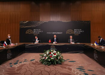 Comenzó la nueva ronda de negociaciones entre Rusia y Ucrania en Estambul