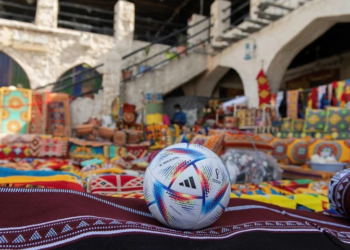 Presentaron «Al Rihla» la pelota del Mundial, inspirada en la cultura de Qatar