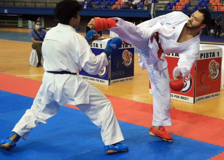Karatecas salvadoreños obtienen tres medallas de oro y una de bronce en el XXI Campeonato Centroamericano y del Caribe Mayor de Karate