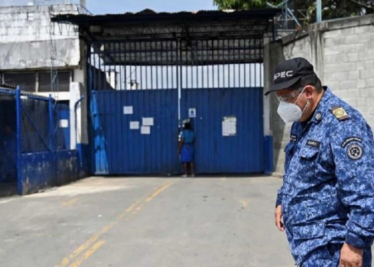 Se fuga en Colombia capo pedido en extradición por EE.UU.