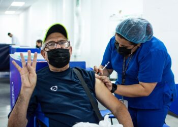 MINSAL continua aplicación de la cuarta dosis contra covid-19