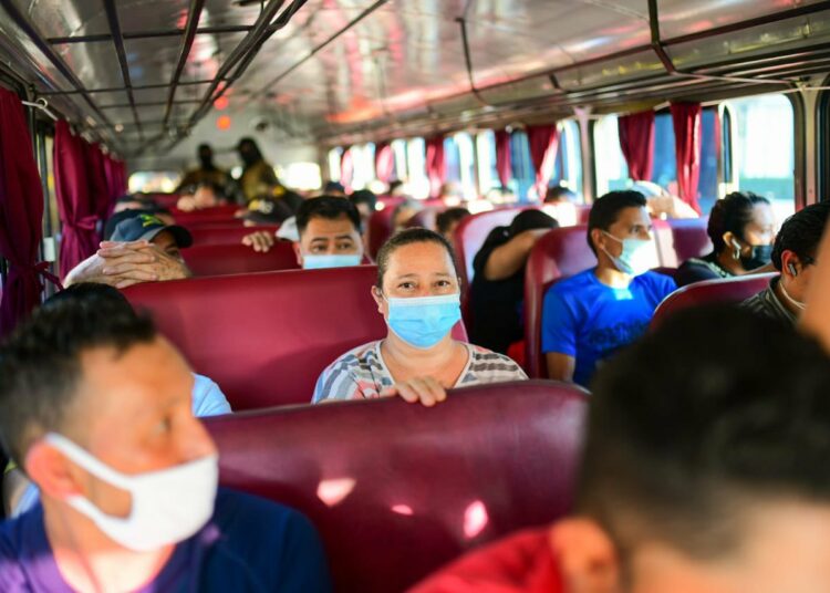 “Queremos trabajar con los transportistas, siempre y cuando respeten las leyes”: Ministro de Obras Públicas