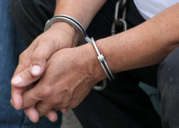 Condenan a sujeto que manoseaba a su hijastra en Izalco, Sonsonate