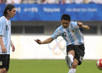 ¿Lo fichará para Boca? Riquelme y Messi ilusionan a los xeneizes tras el Argentina versus Venezuela