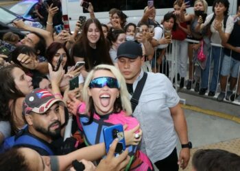 Miley Cyrus llegó a la Argentina para actuar en el Lollapalooza 2022