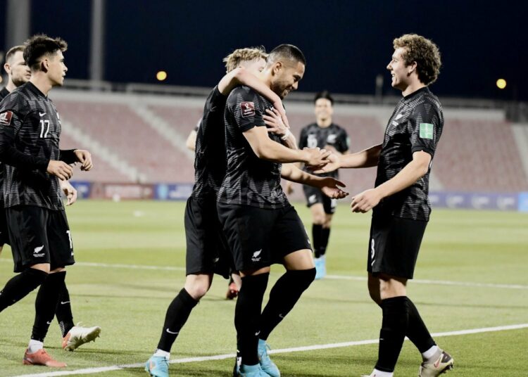 Nueva Zelanda goleó a Islas Salomón y disputará el repechaje para entrar a la Copa del Mundo