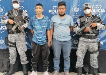 PNC captura a pandilleros que se dedicaban a vender droga en Soyapango