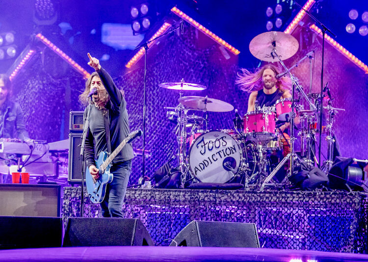 Tras la muerte de Taylor Hawkins, Foo Fighters canceló su gira