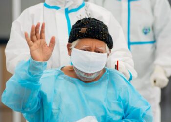 Ministro de Salud confirma disminución de casos por COVID-19