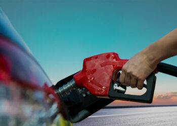 Asamblea aprueba reducción de mayoría del IVA a combustibles por 15 días