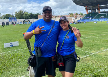 Equipo mixto salvadoreño de tiro con arco compuesto gana medalla de Bronce en Puerto Rico