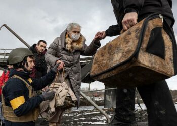 Ucrania denuncia ataques contra los civiles que huyen