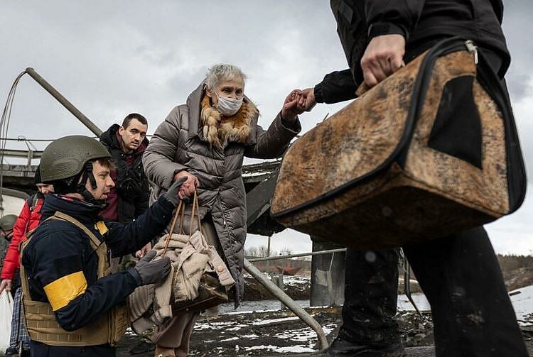 Ucrania denuncia ataques contra los civiles que huyen