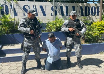 Capturan a empleado de Helados Sarita que atacó a golpes a adulto mayor