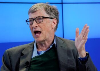 La predicción de Bill Gates: esto va a reemplazar a los celulares en los próximos años