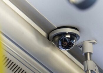 Nuevas Ideas estudia la obligatoriedad del uso de GPS y cámaras de videovigilancia en el transporte público