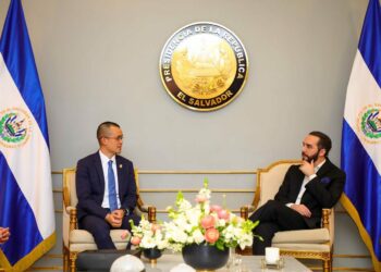 Presidente Nayib Bukele se reúne con CEO de Binance Changpeng Zhao