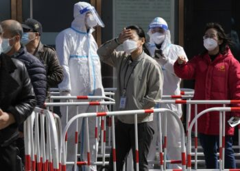 Provincia china con mayor rebrote de covid se apresura a construir hospitales