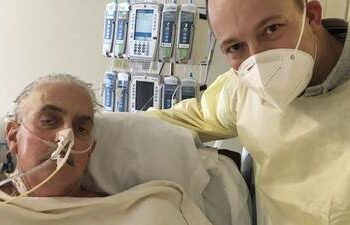 Muere dos meses después el primer paciente que recibió un corazón de cerdo