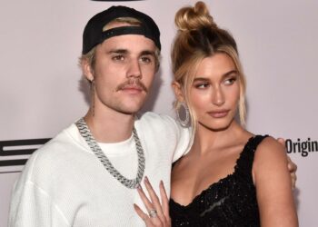 Hailey Bieber se recupera de un derrame cerebral