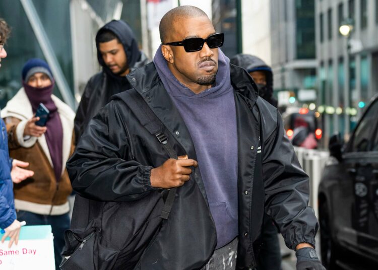 Expulsan a Kanye West de los Grammys por su comportamiento en redes sociales