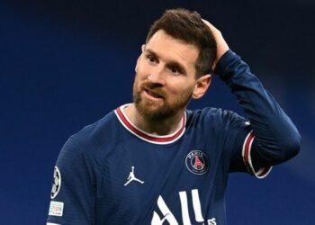 “¿Debimos ir a buscar a Messi?”: fuerte editorial de un medio francés tras la eliminación del PSG