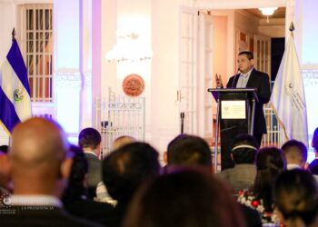 Ministro de Trabajo entrega el Primer Premio Nacional del Contrato Colectivo