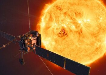 (VIDEO) La sonda Solar Orbiter capta una gran llamarada solar mientras se dirige hacia el Sol